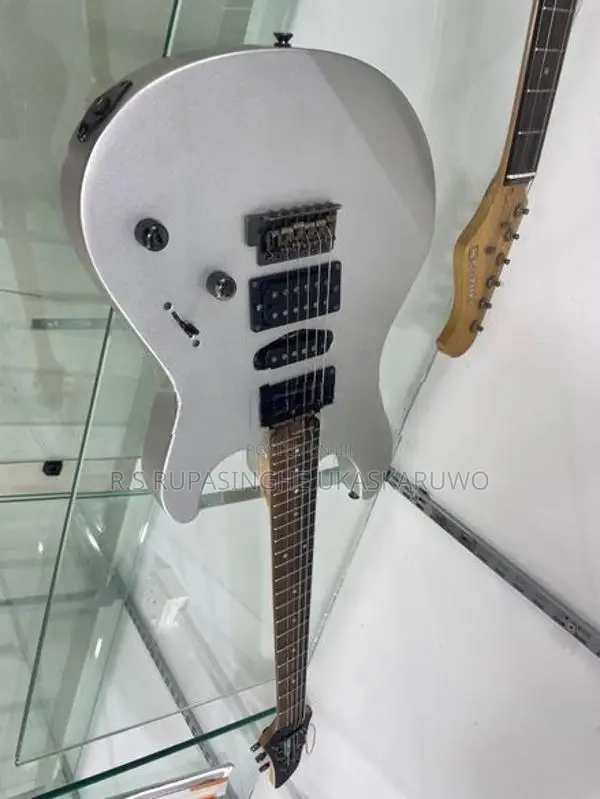 Yamaha Electric Guitar