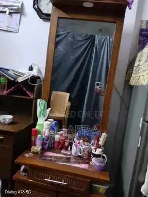 dressing table