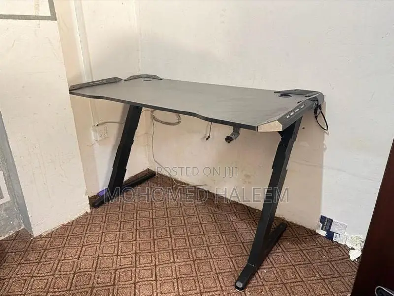 Gaming Table with Chair