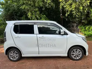 Suzuki Wagon R FZ 2014 Car (Used)
