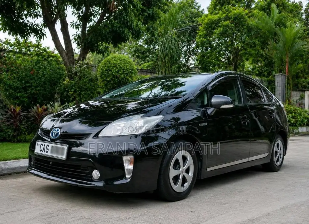 Toyota Prius 2012 Car (Used)