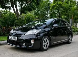 Toyota Prius 2012 Car (Used)