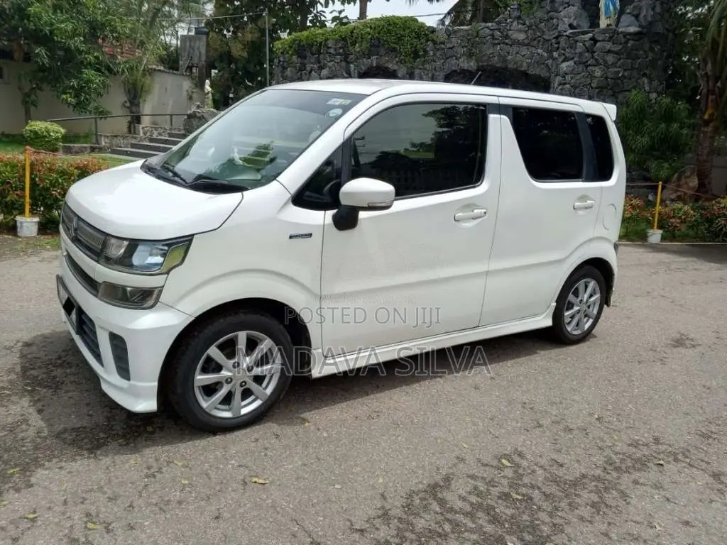Suzuki Wagon R FZ 2017 Car (Used)