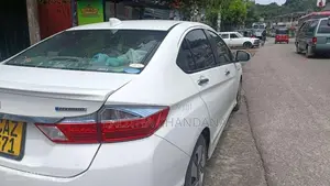 Honda Grace 2016 Car (Used)