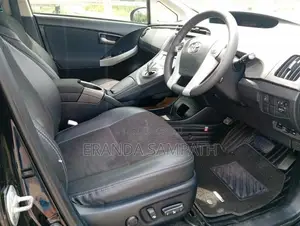 Toyota Prius 2012 Car (Used)
