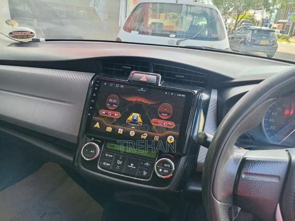 Toyota Axio 2014 Car (Used)
