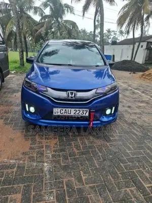 Honda Fit 2015 Car (Used)