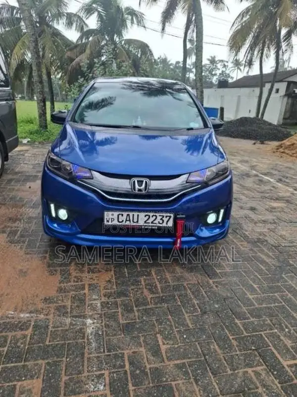 Honda Fit 2015 Car (Used)