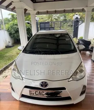 Toyota Aqua 2014 Car (Used)