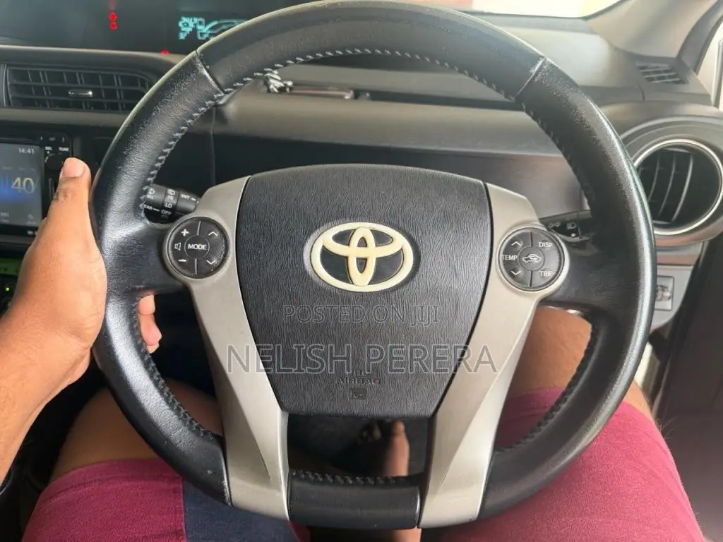 Toyota Aqua 2014 Car (Used)