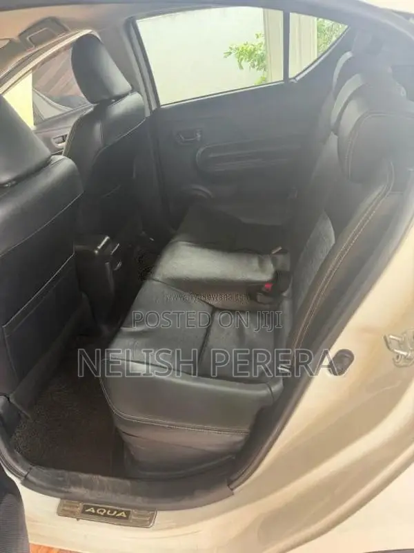 Toyota Aqua 2014 Car (Used)