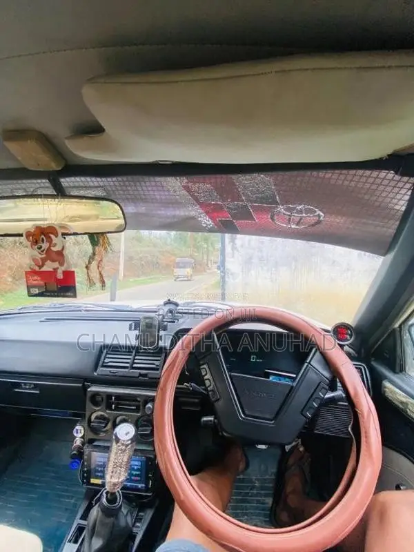 Toyota Carina AA60 1983 Car (Used)