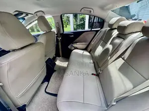 Honda Grace 2015 Car (Used)