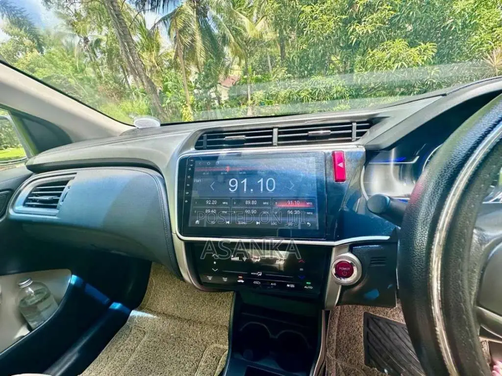 Honda Grace 2015 Car (Used)