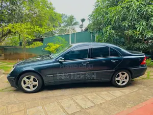 Mercedes-Benz C200 W203 2001 Car (Used)