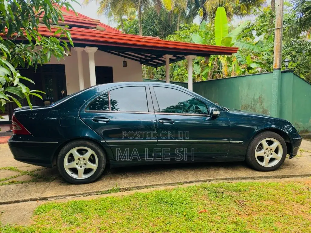 Mercedes-Benz C200 W203 2001 Car (Used)