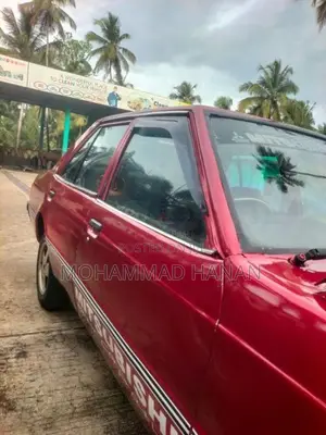 Mitsubishi Lancer Box 1981 Car (Used)