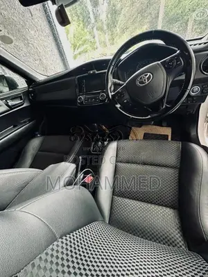 Toyota Axio WXB 2017 Car (Used)