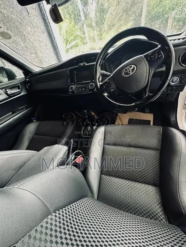 Toyota Axio WXB 2017 Car (Used)
