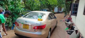 Nissan G 11 2011 Car (Used)