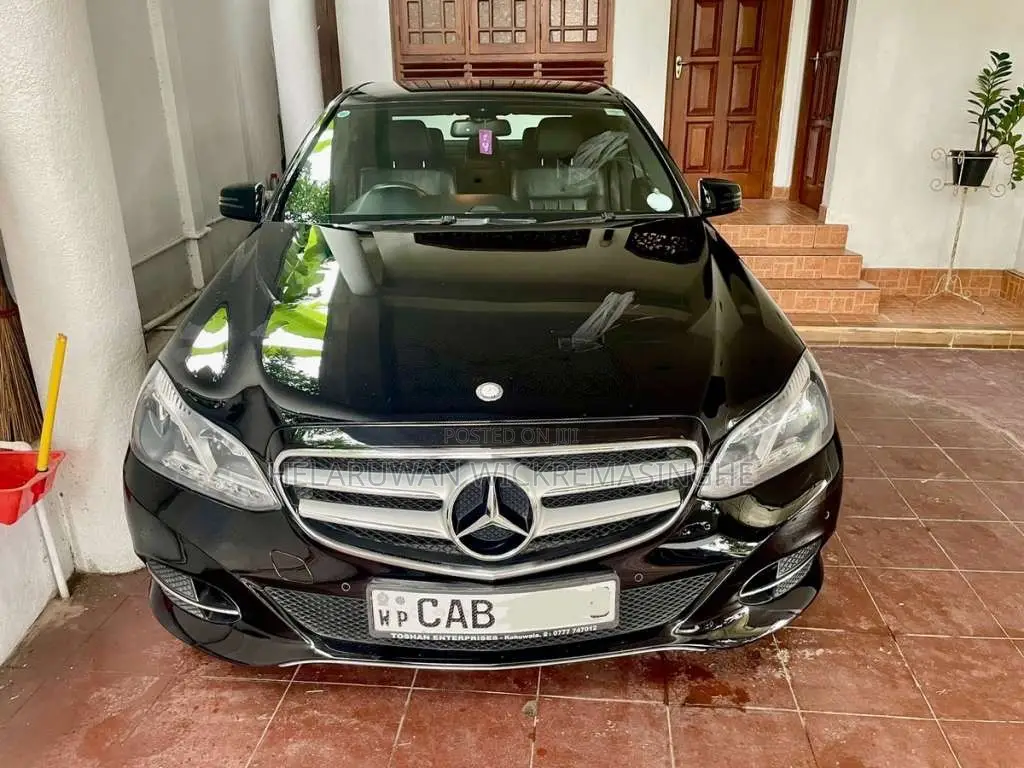 Mercedes-Benz W212 E220 CDI 2013 Car (Used)