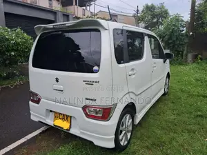 Suzuki Wagon R FZ 2017 Car (Used)