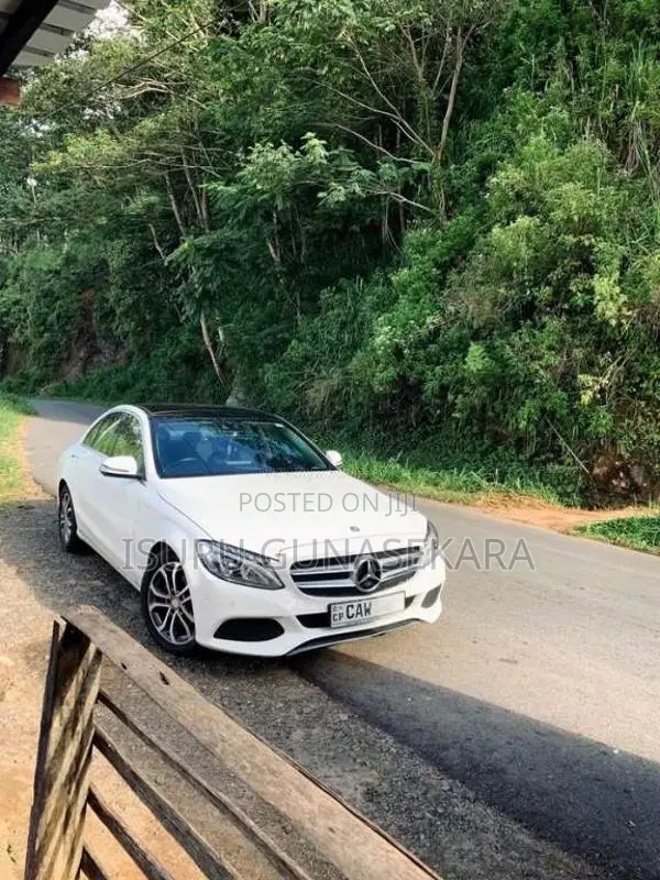 Mercedes-Benz C200D Premium Plus 2017 Car (Used)