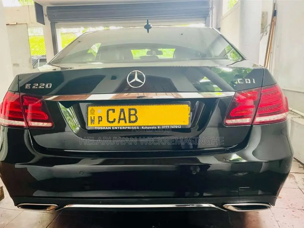 Mercedes-Benz W212 E220 CDI 2013 Car (Used)