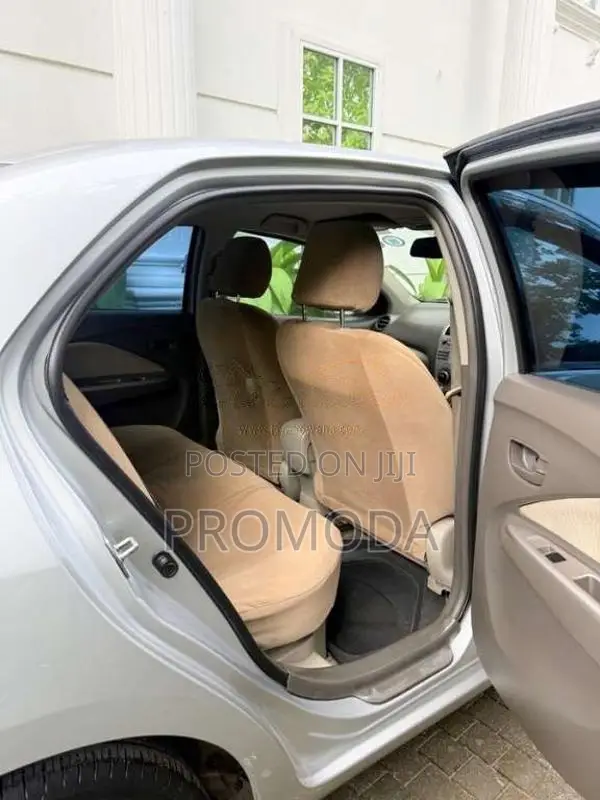 Toyota Belta 2011 Car (Used)