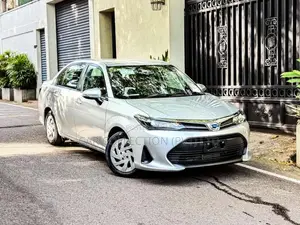Toyota Axio 2023 Car (Used)