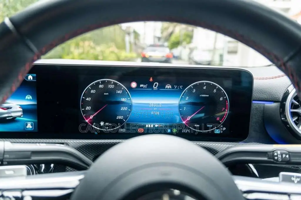 Mercedes-Benz CLA 180 2024 Car (Used)