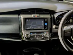 Toyota Axio 2023 Car (Used)