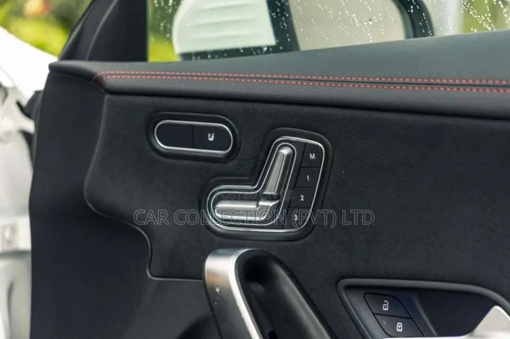 Mercedes-Benz CLA 180 2024 Car (Used)