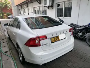 Volvo S60 2016 Car (Used)
