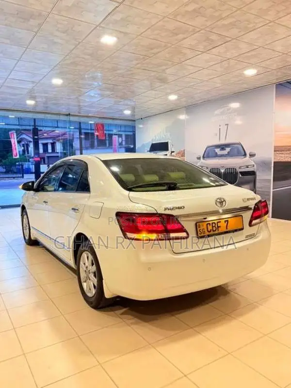Toyota Premio 2017 Car (Used)