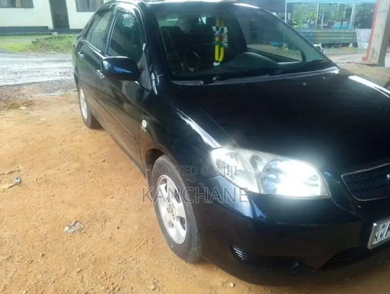 Toyota VIOS 2004 Car (Used)