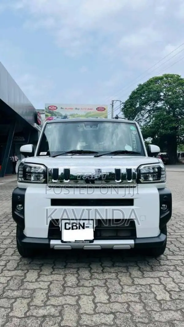 Daihatsu TAFT G Chrome Venture 2024 Car (Used)