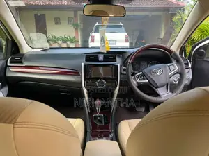 Toyota Premio 2016 Car (Used)