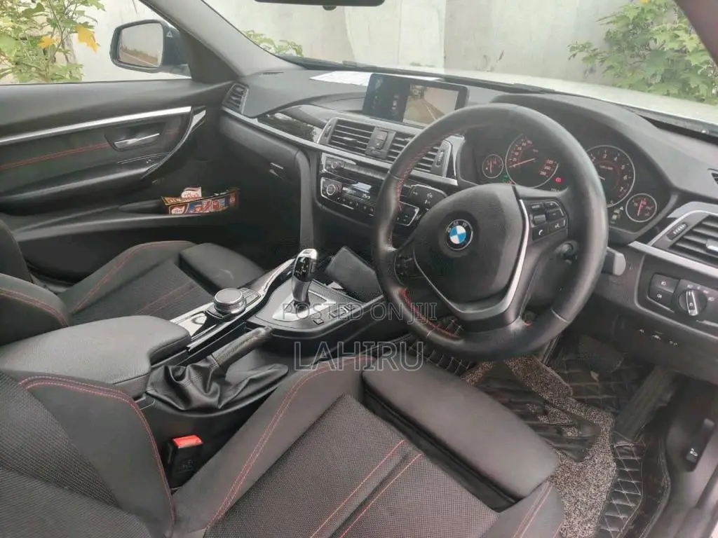BMW 318i 2018 Car (Used)