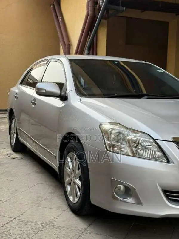 Toyota Premio 2012 Car (Used)