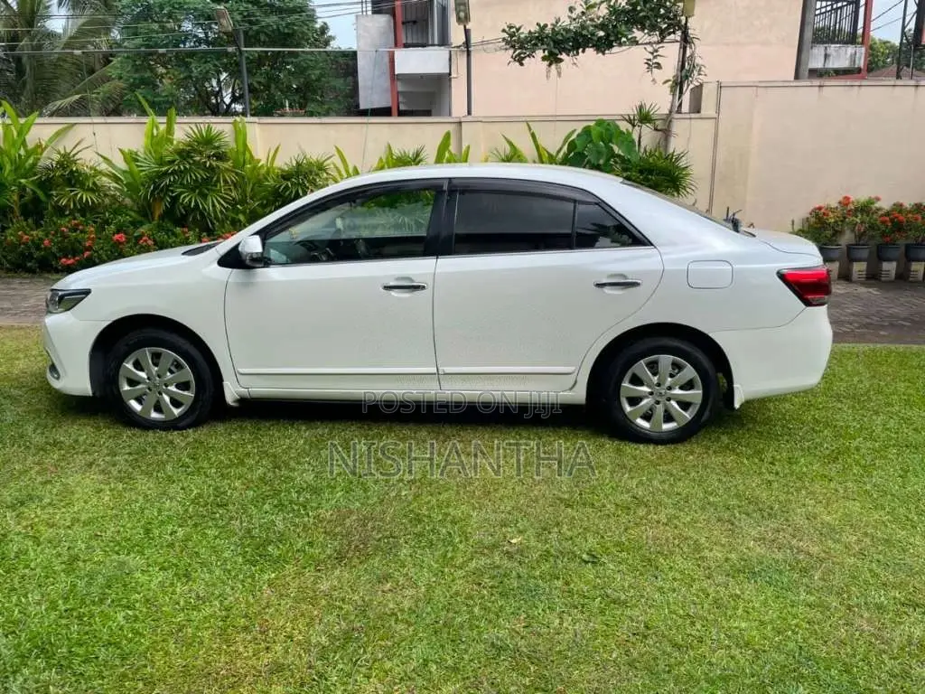 Toyota Premio 2016 Car (Used)