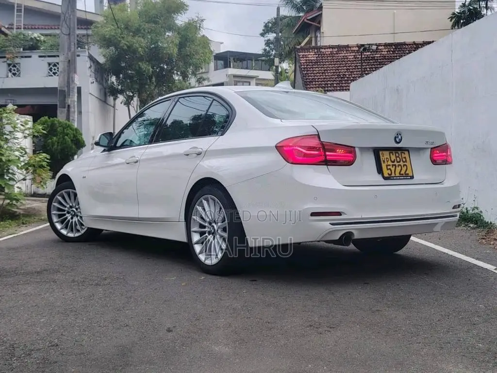 BMW 318i 2018 Car (Used)