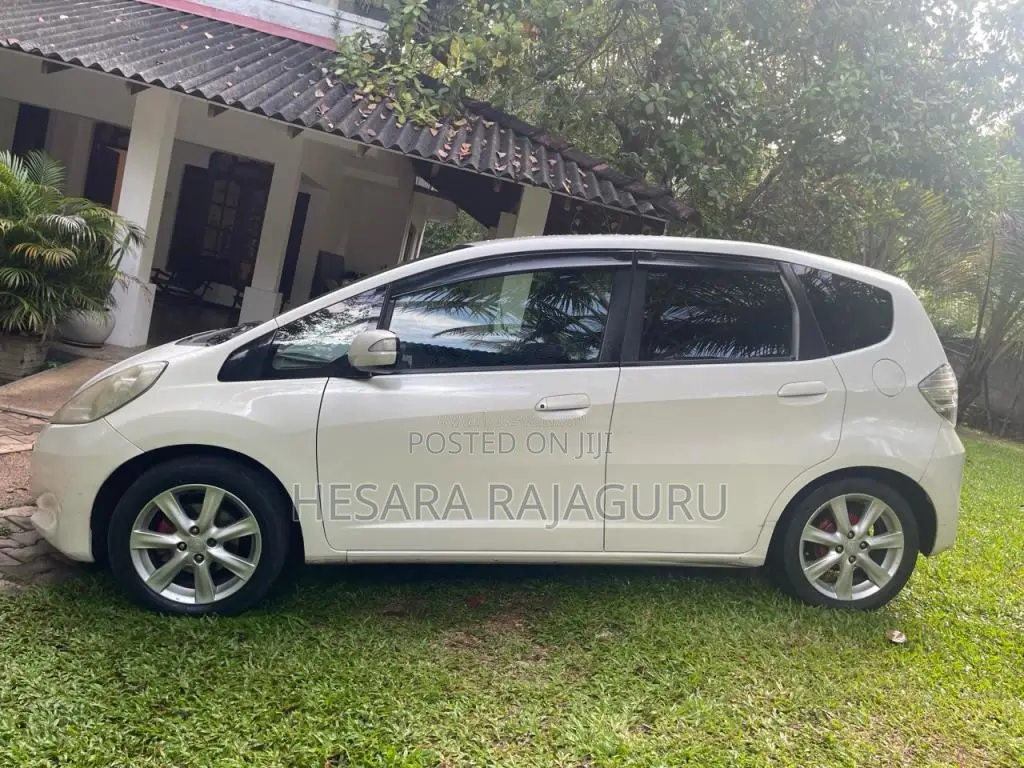Honda Fit 2011 Car (Used)