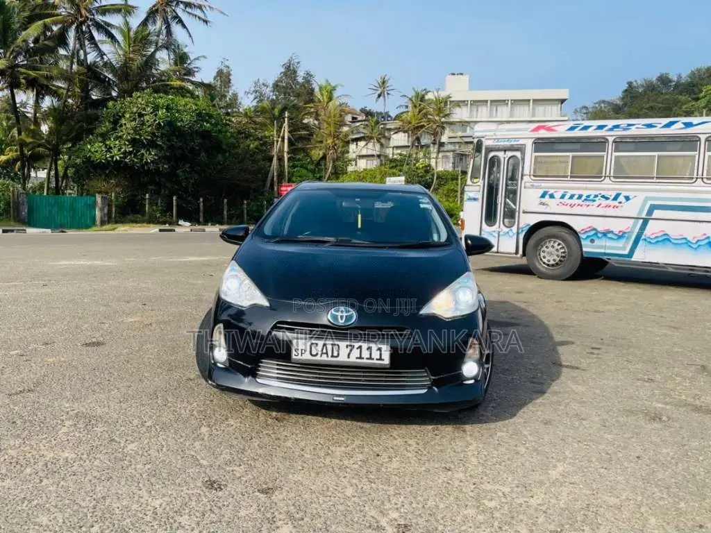 Toyota Aqua G 2014 Car (Used)