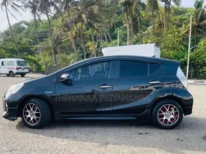 Toyota Aqua G 2014 Car (Used)