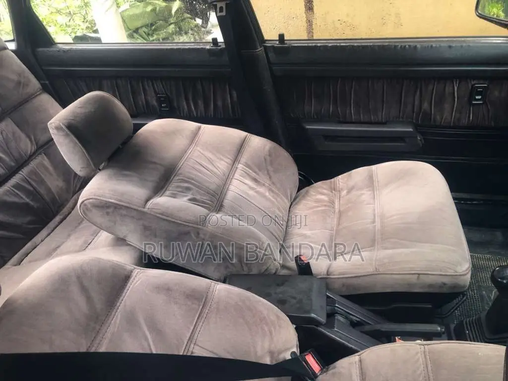 Toyota Corona AT150 1984 Car (Used)