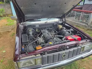 Toyota Crown 1982 Car (Used)