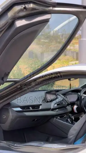 BMW I8 2016 Car (Used)