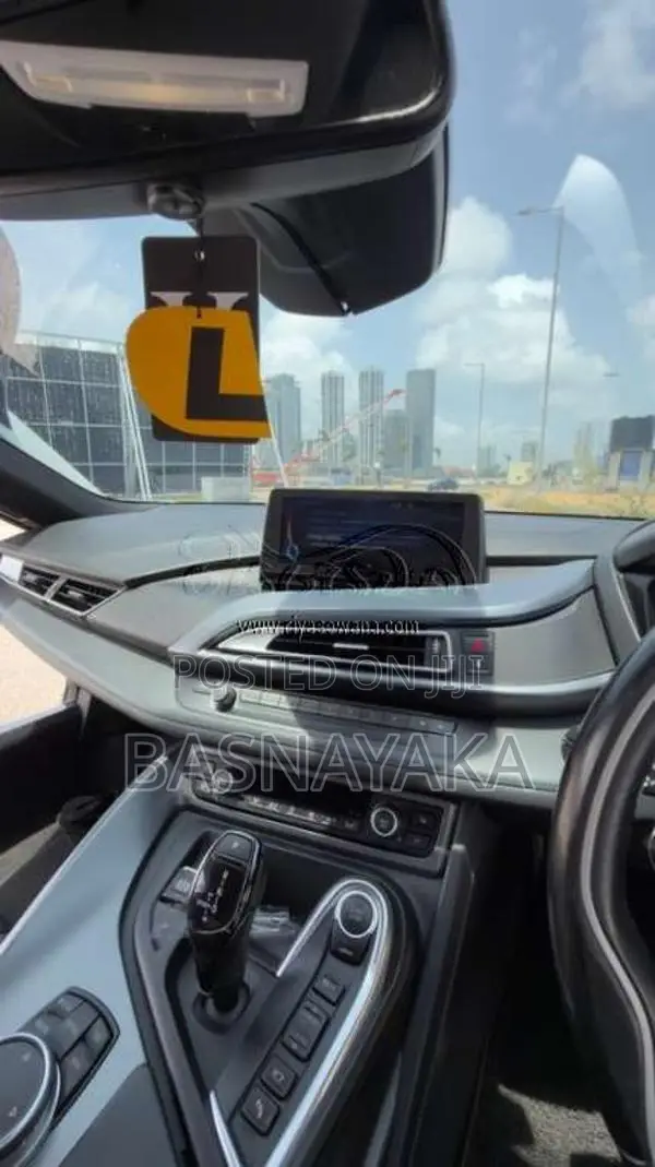 BMW I8 2016 Car (Used)