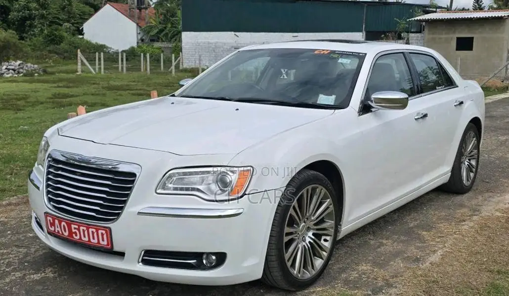 Chrysler 300 2012 Car (Used)